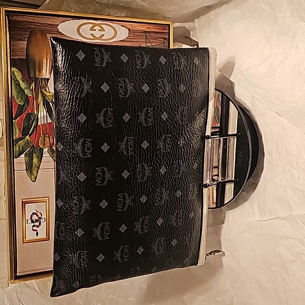 MCM Oversized Studded Clutch Pouch /Ipad Case - Picture 11 of 12